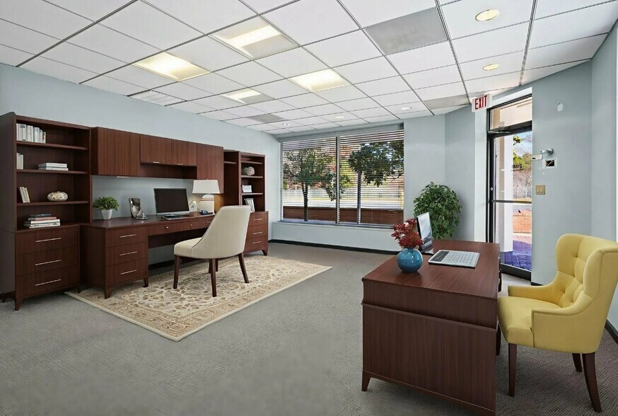 More Photos Of 21801 N Shangri La Dr, Lexington Park General Retail For Lease