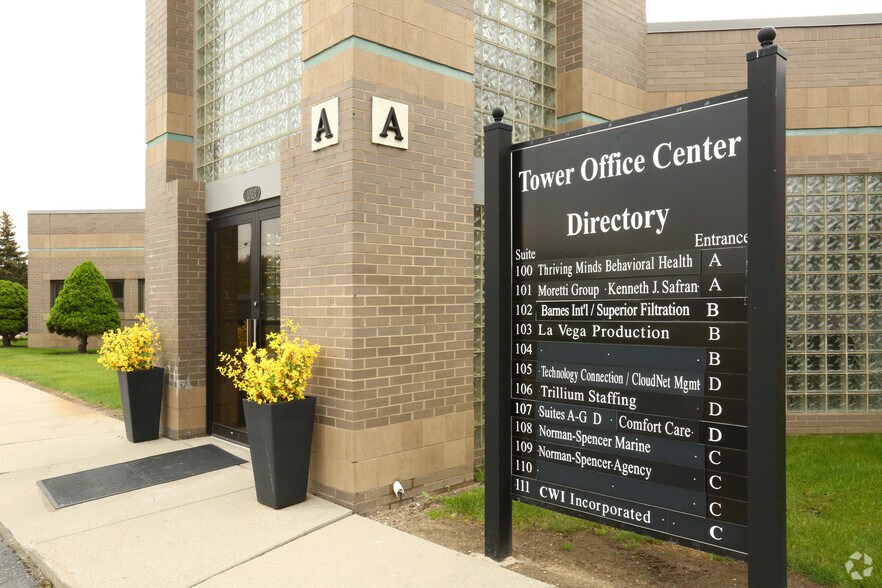 More Photos Of 10524 E Grand River Ave, Brighton Office For Lease