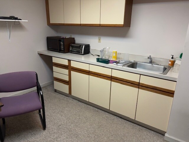 More Photos Of 138-146 Main St, Norwich Office Residential For Lease