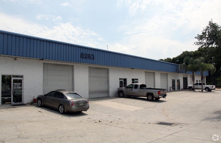 More Photos Of 8207-8265 Causeway Blvd, Tampa Manufacturing For Lease