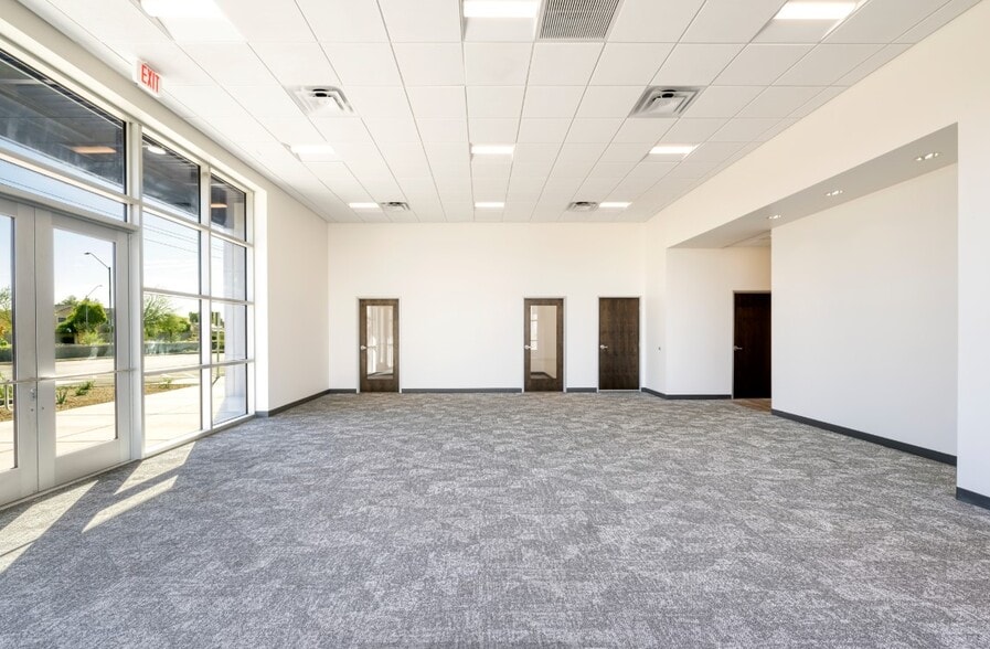 More Photos Of 13022 W Rosewood Dr, El Mirage Unknown For Lease