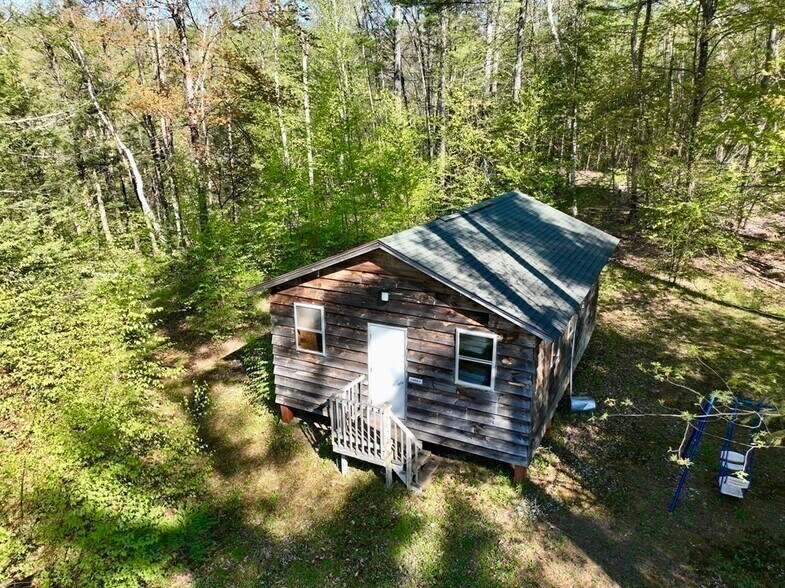 More Photos Of 1076 Roaring Brook, Conway Trailer Camper Park For Sale