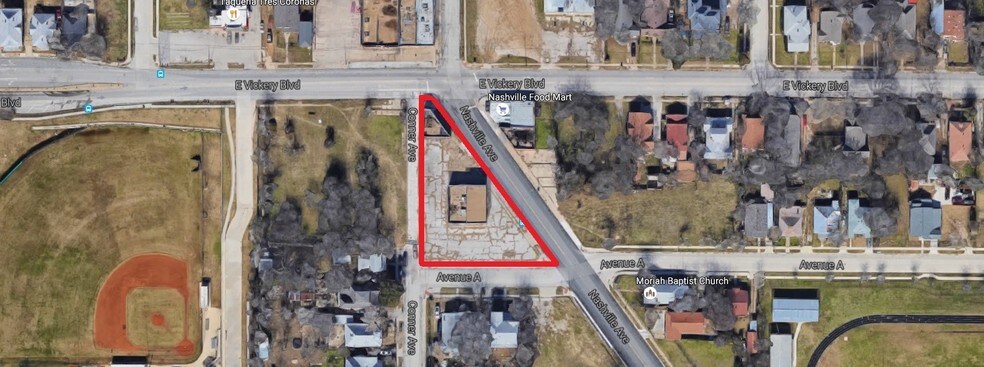 More Photos Of 804 Nashville Ave, Fort Worth Freestanding For Sale