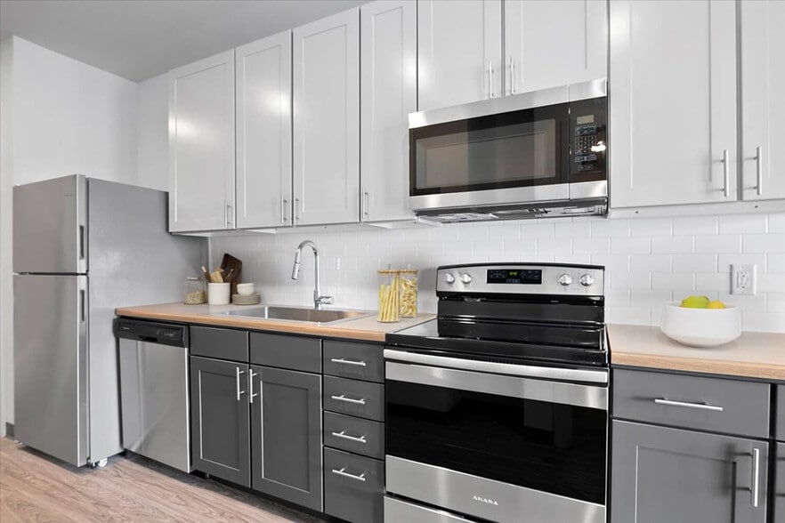 More Photos Of 2065 S Cherokee St, Denver Apartments For Lease