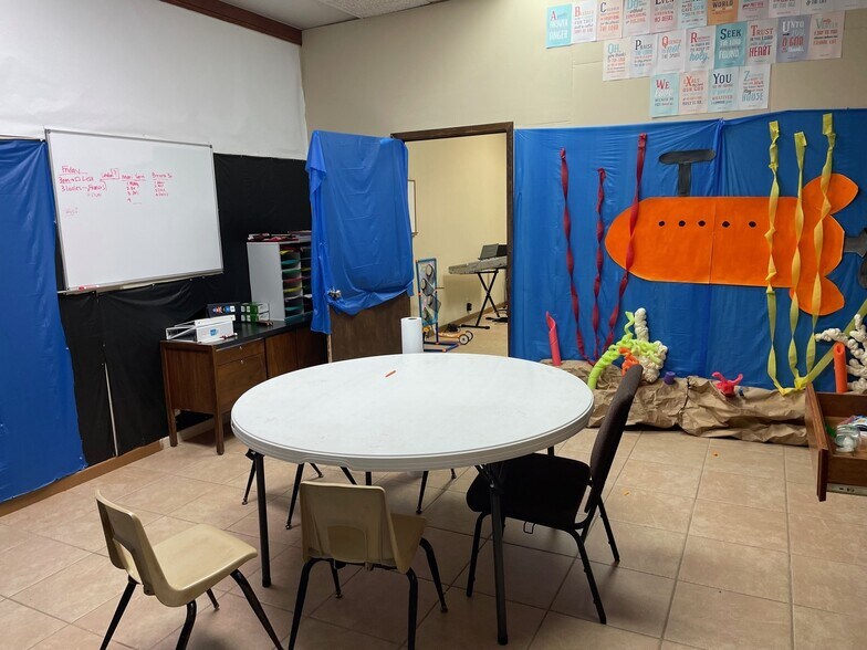 More Photos Of 6988 Raymond Stotzer, College Station Industrial For Sale