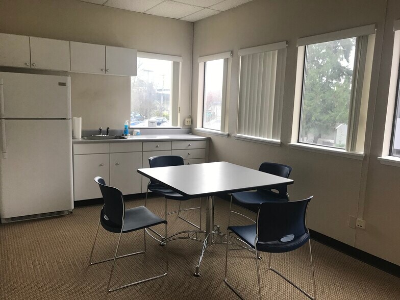 More Photos Of 825 Legion Way SE, Olympia Office For Lease