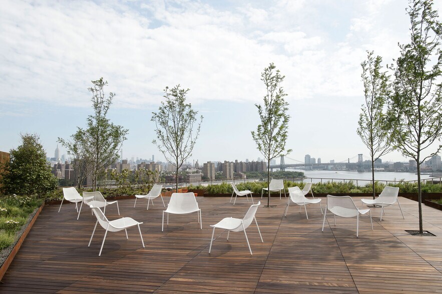 More Photos Of 20 Jay St, Brooklyn Loft Creative Space For Lease