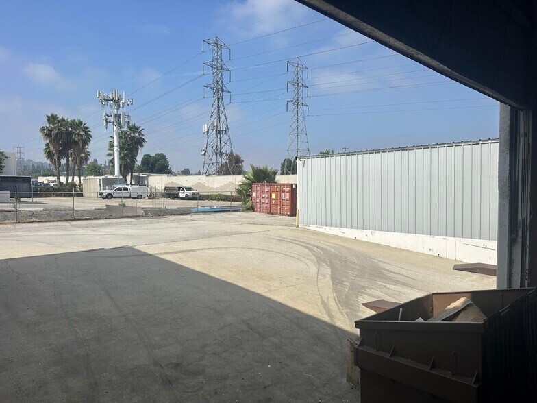 More Photos Of 1315 S Johnson Dr, City of Industry Warehouse For Lease