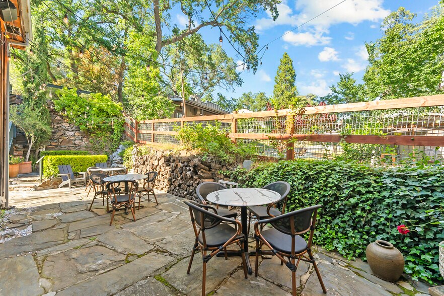 More Photos Of 14202 S State Highway 49, Amador City Hotel For Sale
