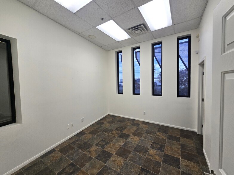 More Photos Of , North Las Vegas Industrial For Sale