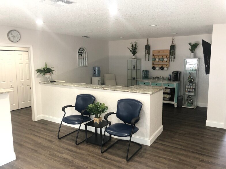 More Photos Of 2385 Tampa Rd, Palm Harbor Coworking Space