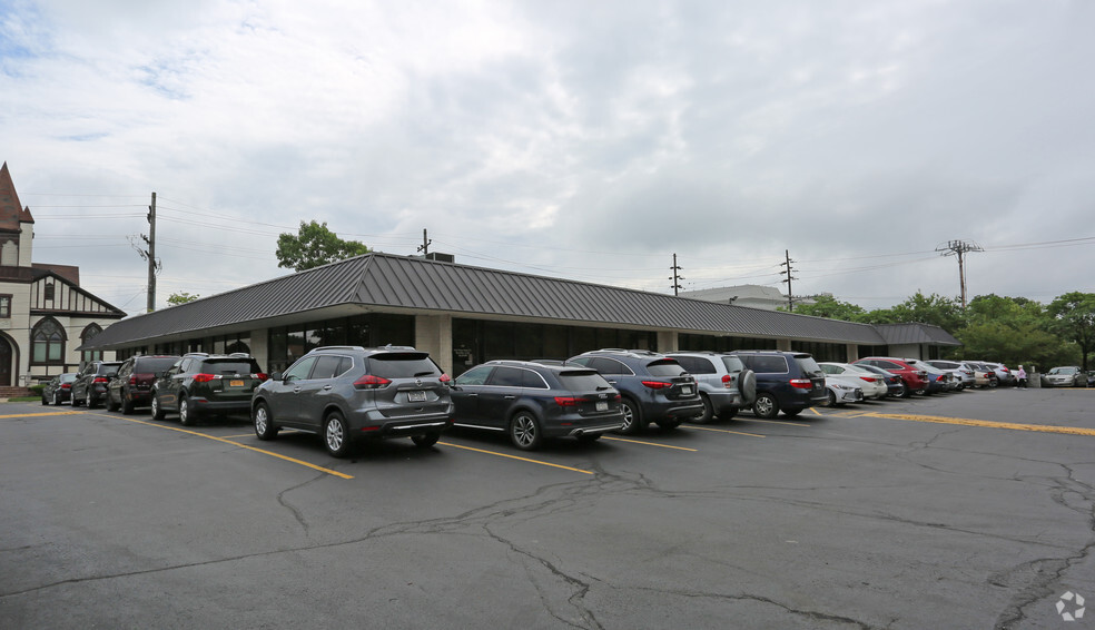 More Photos Of 290 Central Ave, Lawrence Office For Lease