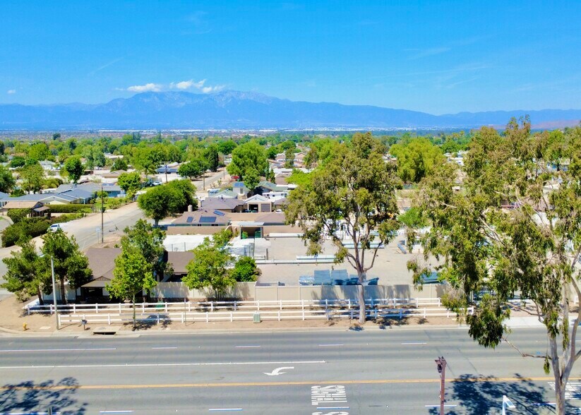 More Photos Of 791 6th St, Norco Specialty For Sale