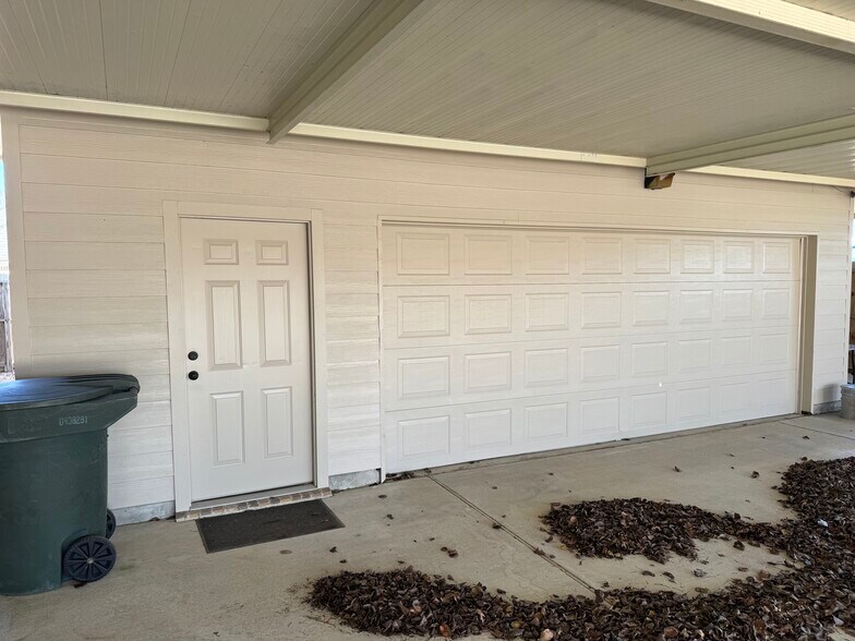 More Photos Of 1480 Cornerstone Ct, Beaumont Office For Sale