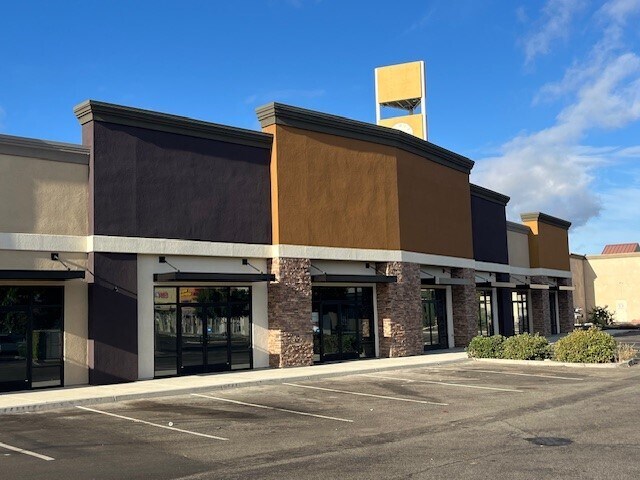 More Photos Of 165 Commerce Ave, Manteca General Retail For Lease