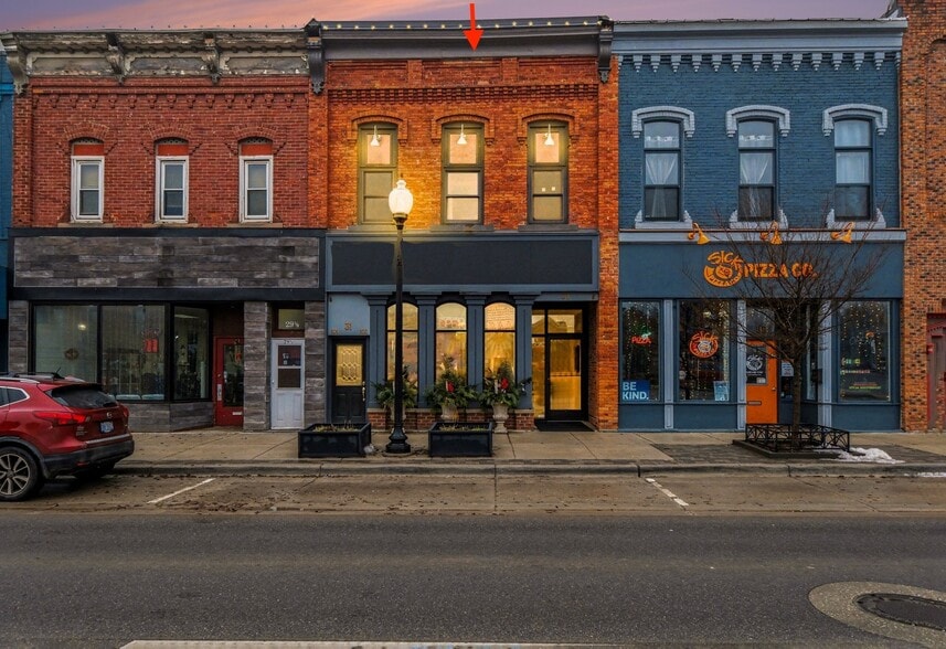 Primary Photo Of 31 N Washington St, Oxford Storefront Retail Residential For Sale