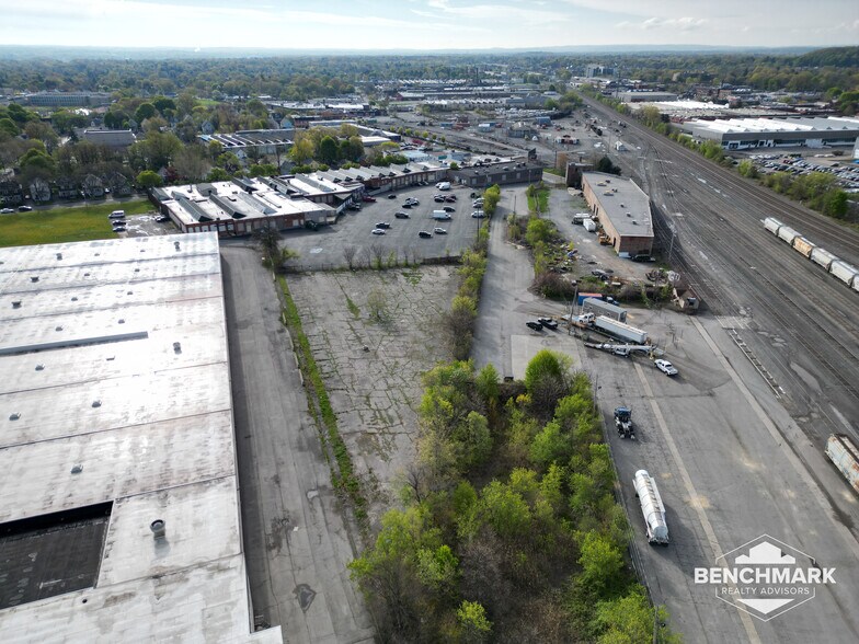 More Photos Of 410 Atlantic Ave, Rochester Warehouse For Lease