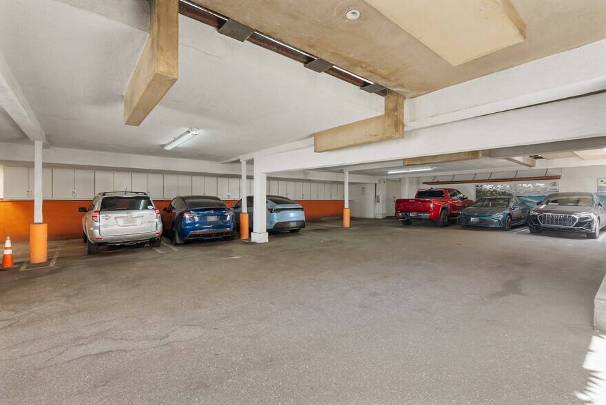 More Photos Of 690-696 S Coast Hwy, Laguna Beach, Laguna Beach Hotel For Sale