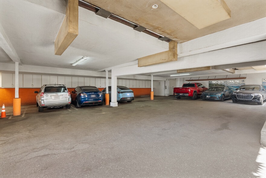 More Photos Of 690-696 South Coast Highway, Laguna Beach Hotel For Sale