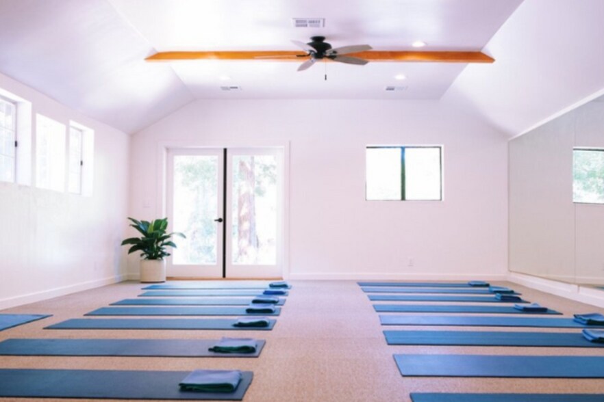 More Photos Of 18501 Van Zandt Resort Rd, Philo Lodge Meeting Hall For Sale