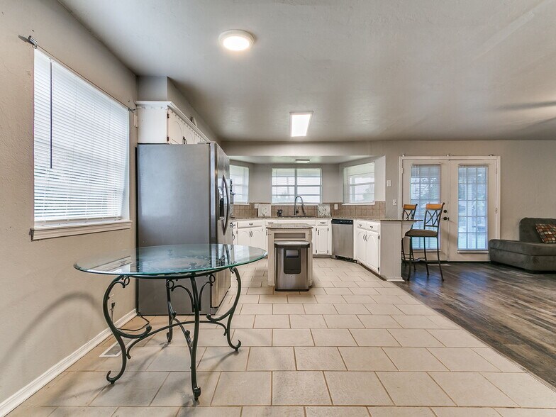 More Photos Of 5201 Washington Blvd, Spencer Land For Sale