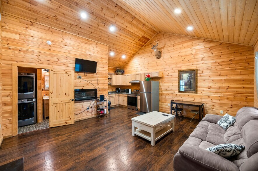 More Photos Of 54 Indian Creek Rd, Woodworth General Retail For Sale