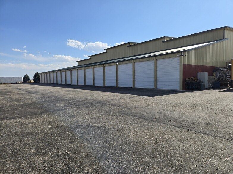 More Photos Of 4700 Marketplace Dr, Johnstown Warehouse For Lease