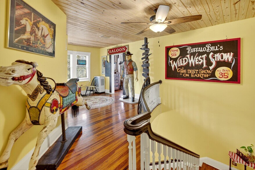 More Photos Of 805 N Wheeler St, Plant City Hospitality For Sale