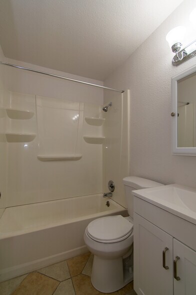 More Photos Of 715-719 16th St SW, Loveland Apartments For Sale