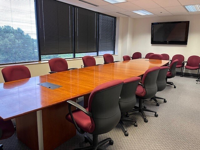 More Photos Of 8815 Centre Park Dr, Columbia Medical For Lease