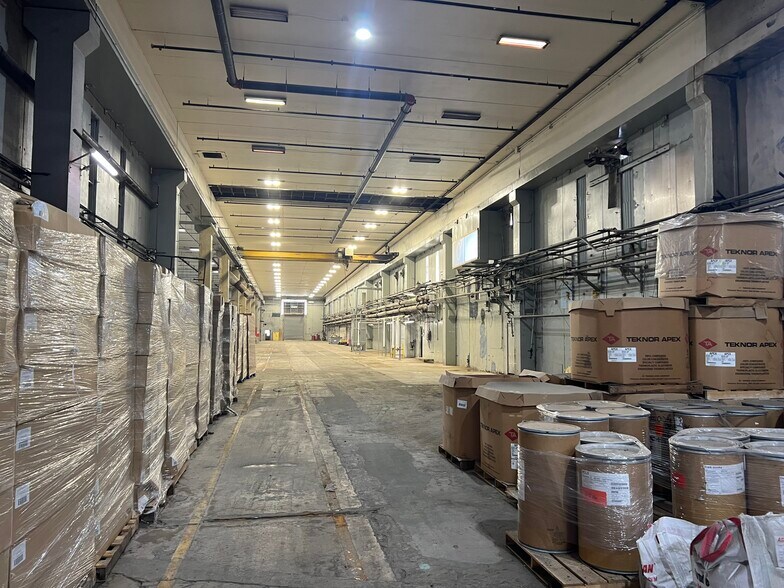 More Photos Of 4900 Ondura Dr, Fredericksburg Warehouse For Lease