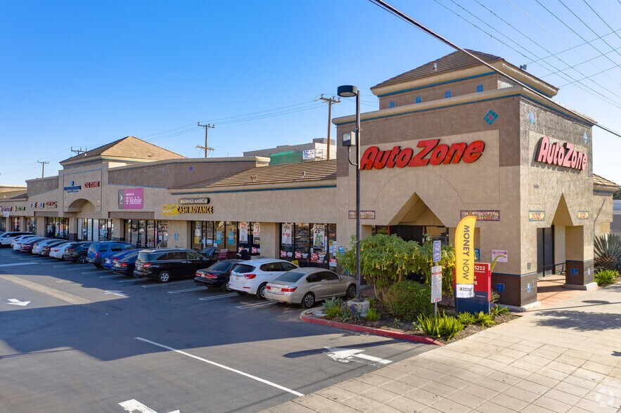 More Photos Of 5160 Vineland Ave, North Hollywood Unknown For Lease