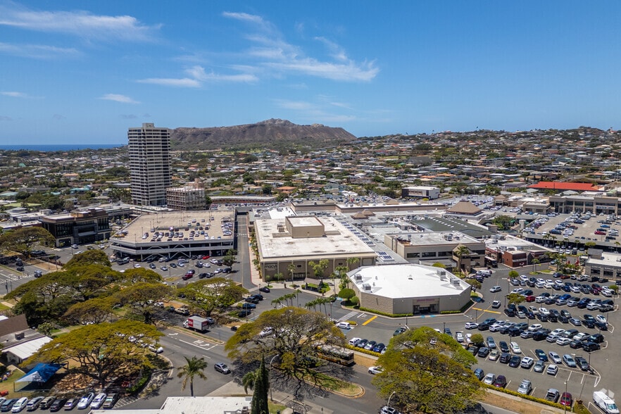 More Photos Of 4211 Waialae Ave, Honolulu Freestanding For Lease