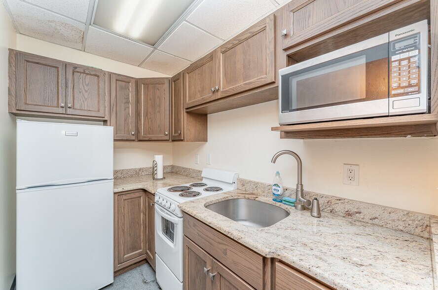 More Photos Of 2105 S Dock St, Palmetto Food Processing For Sale