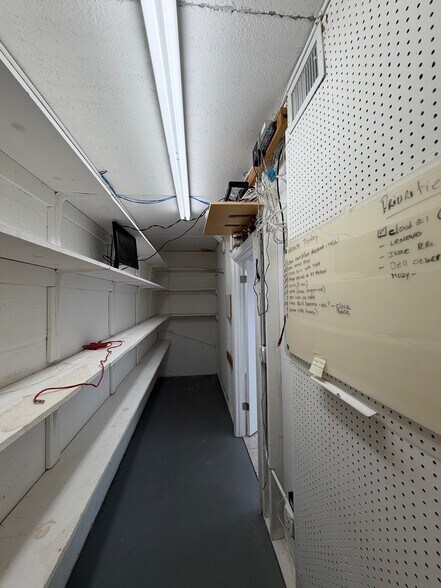 More Photos Of 16155-16155 SW 117th Ave, Miami Light Distribution For Sale
