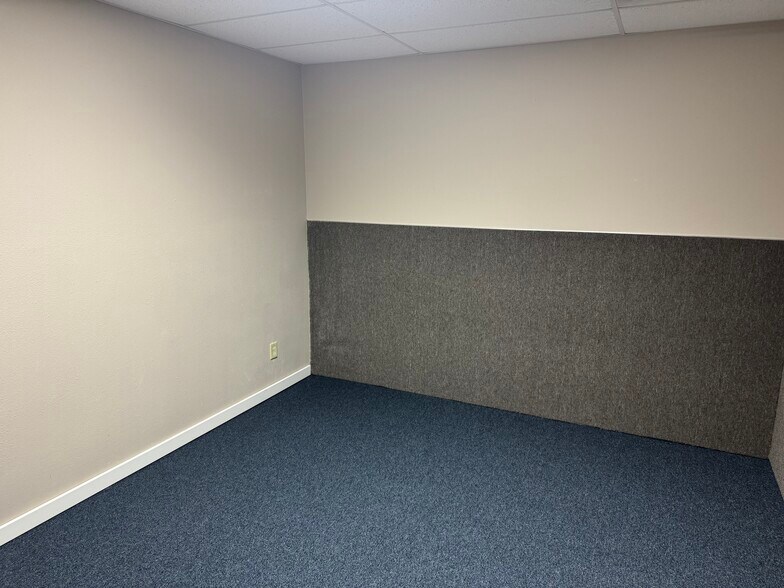 More Photos Of 1750 Manzanita Dr, Elko Office Residential For Sale