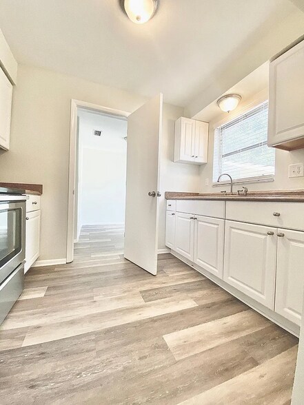 More Photos Of 531-539 New York Ave, Dunedin Apartments For Sale