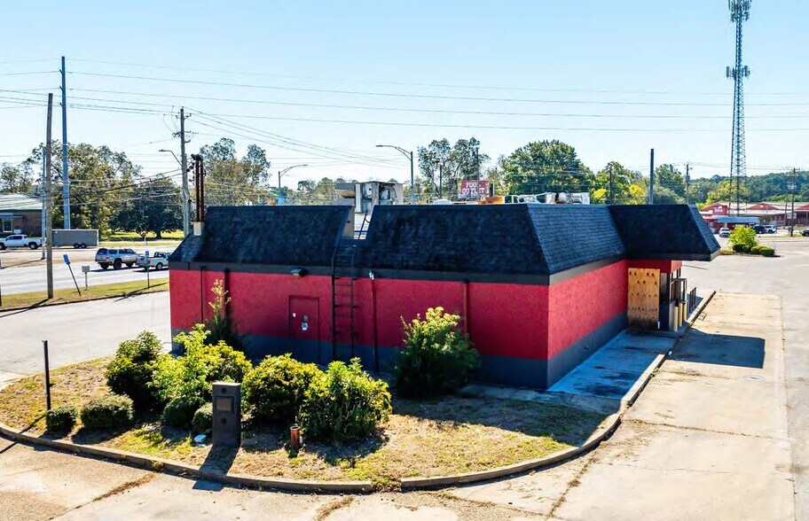 More Photos Of 1115 Coliseum Blvd, Montgomery Fast Food For Sale