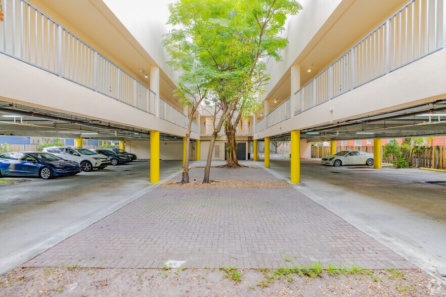 More Photos Of 1553 SW 2nd St, Miami Apartments For Sale