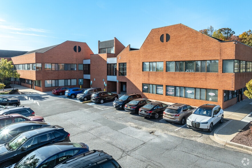 More Photos Of 7923 Honeygo Blvd, Baltimore Unknown For Lease