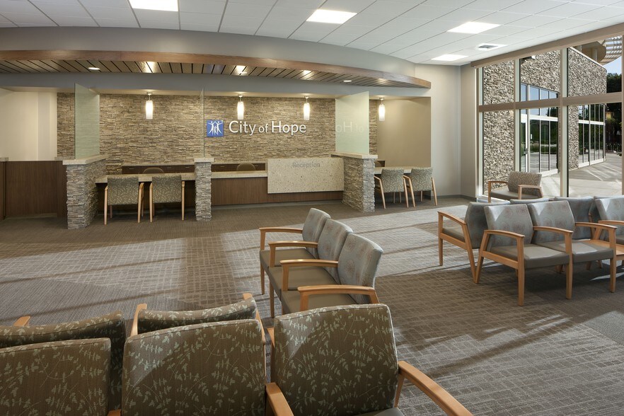 More Photos Of 44151 15th St W, Lancaster Medical For Sale