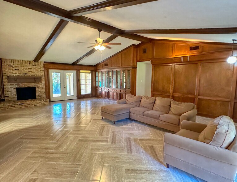 More Photos Of 13767 FM 2432 Rd, Willis Land For Sale