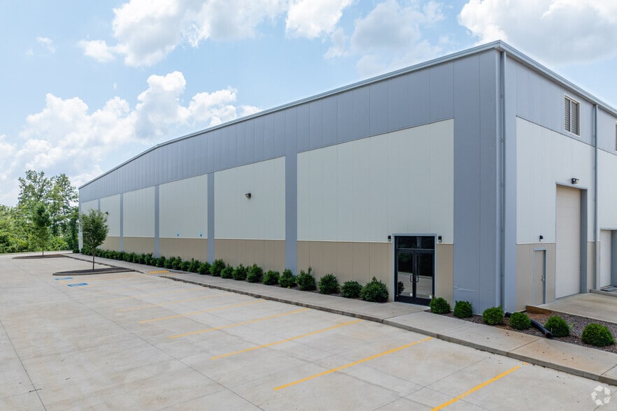 More Photos Of 2139 Logistics Way, Murfreesboro Unknown For Lease