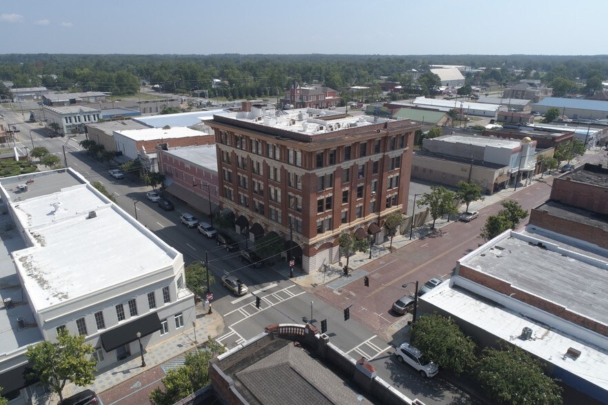 Primary Photo Of 118-124 S Grant St, Fitzgerald Office For Lease