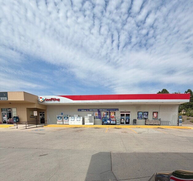 More Photos Of 719-731 Washington Blvd, Newcastle Storefront Retail Office For Sale