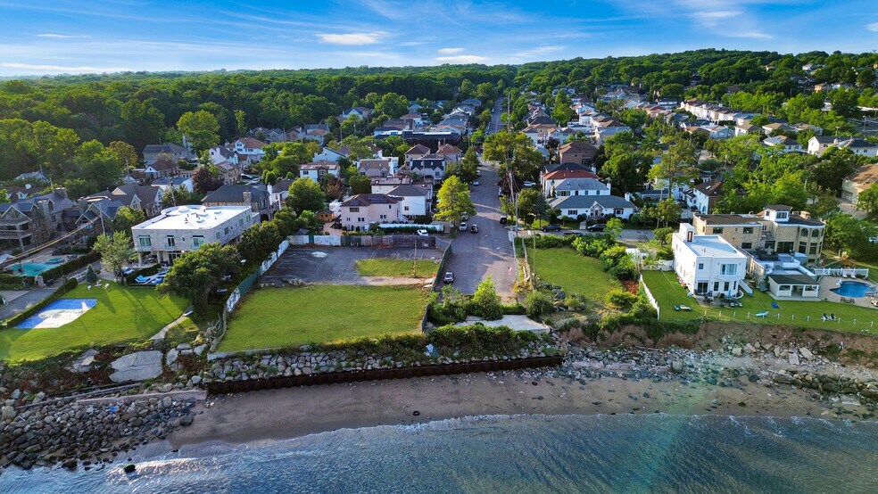 More Photos Of 705 Barclay Ave, Staten Island Land For Sale