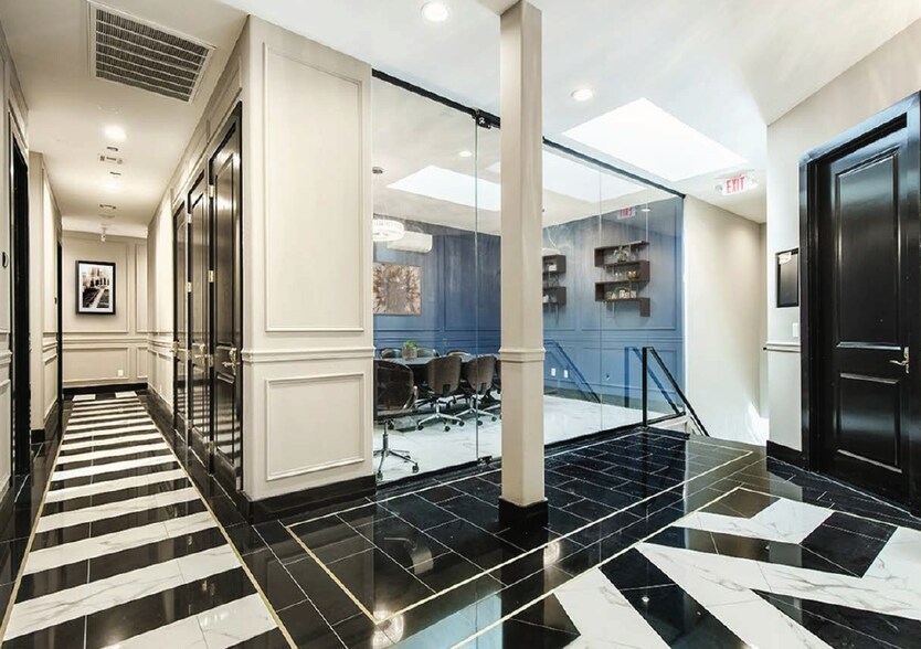 More Photos Of 45 Middle Neck Rd, Great Neck Storefront Retail Office For Lease