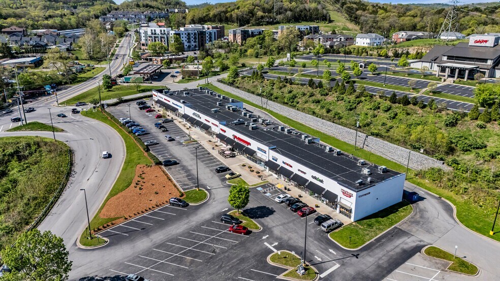 More Photos Of 7050-7088 Charlotte Pike, Nashville Unknown For Lease