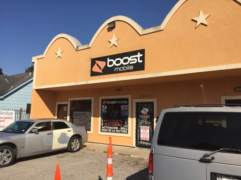 More Photos Of 7645-7661 Park Place Blvd, Houston Restaurant For Sale