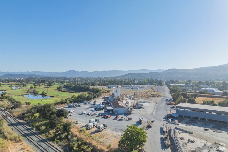 More Photos Of 2301 Napa Vallejo Hwy, Napa Land For Lease